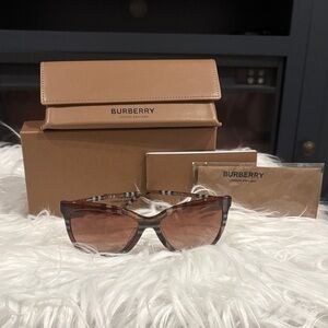 Burberry Brown Sunglasses with Nova Check Pattern